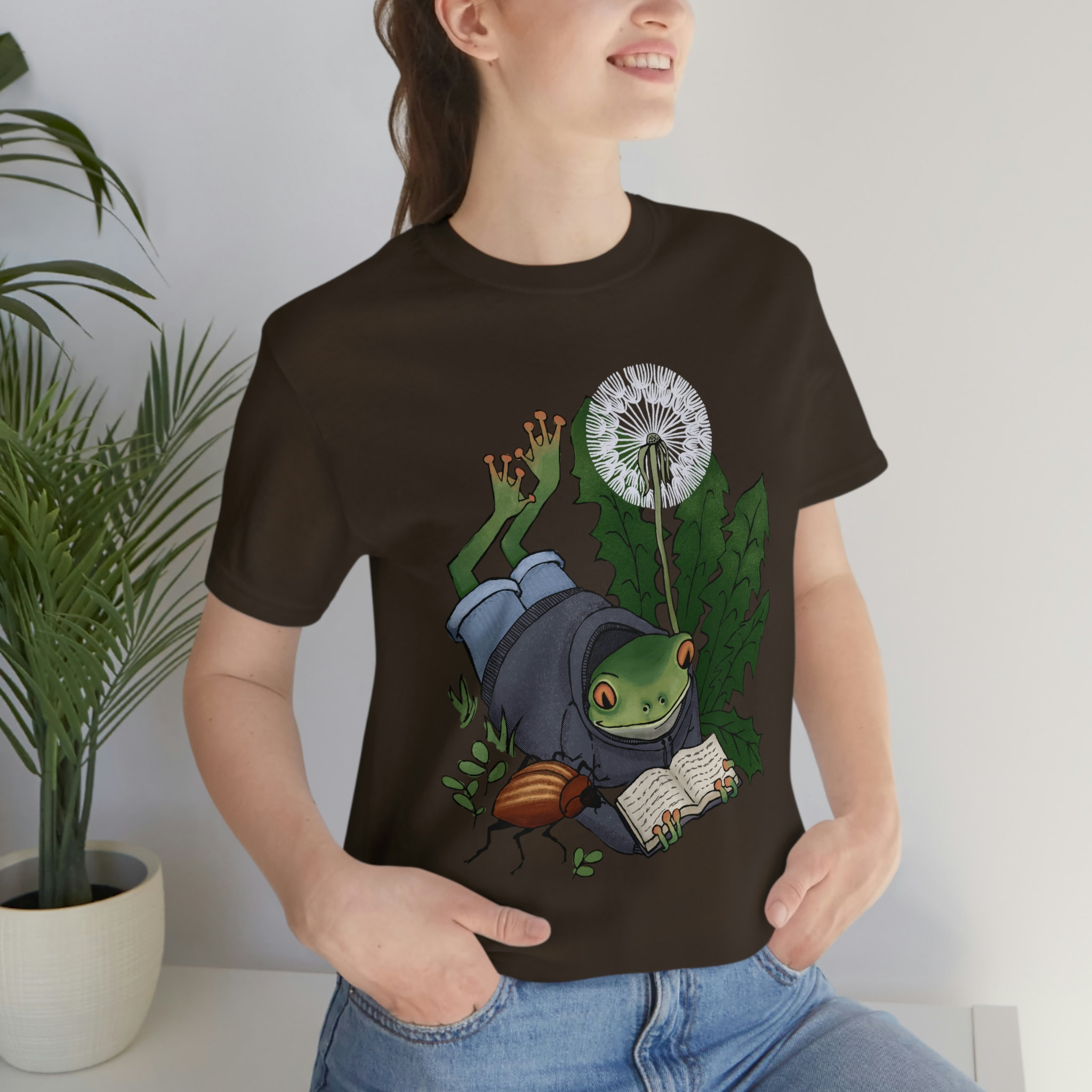 Little Green Frog Reading a Book